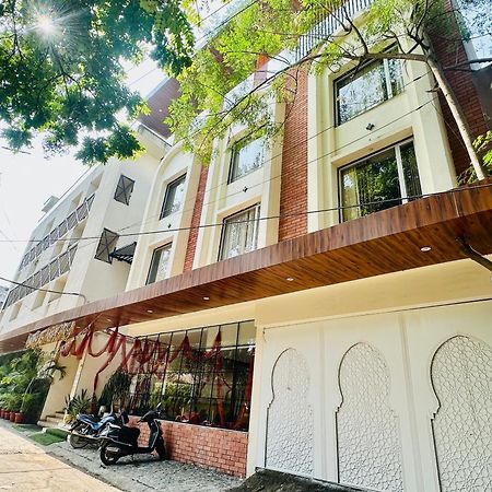 Hotel Vrindavan Palace Indore Eksteriør billede