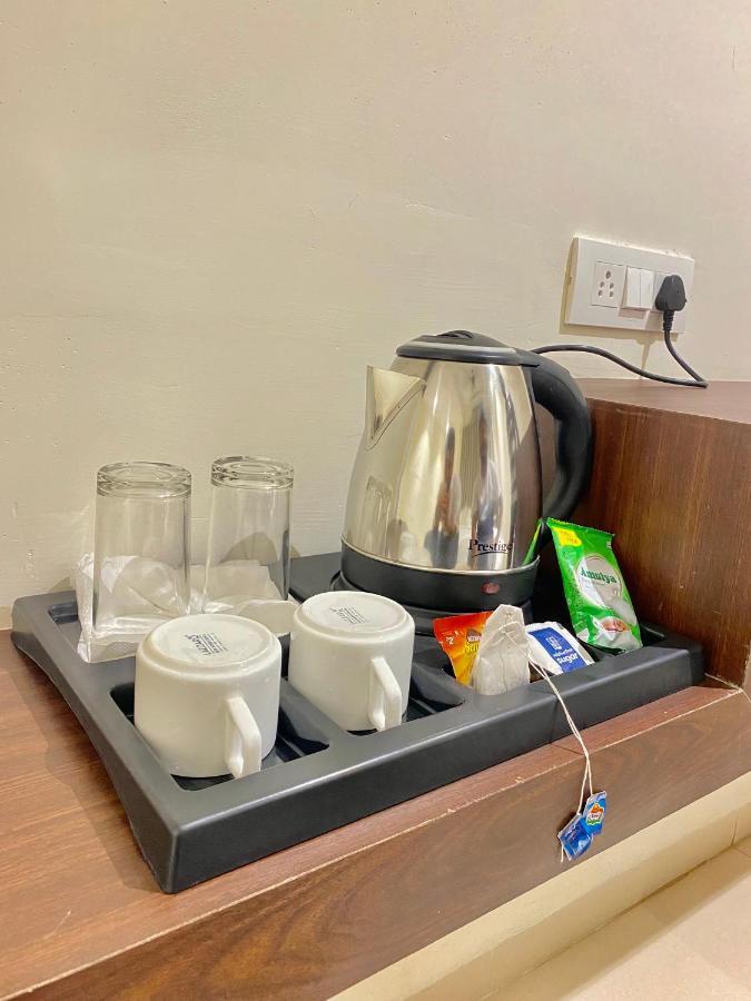 Hotel Vrindavan Palace Indore Eksteriør billede