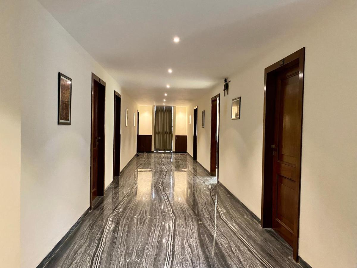 Hotel Vrindavan Palace Indore Eksteriør billede