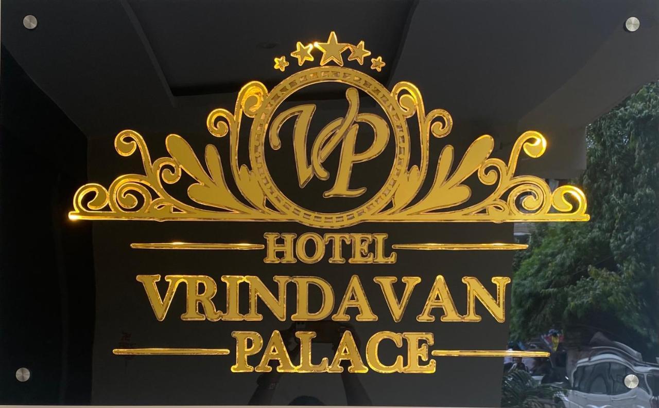 Hotel Vrindavan Palace Indore Eksteriør billede
