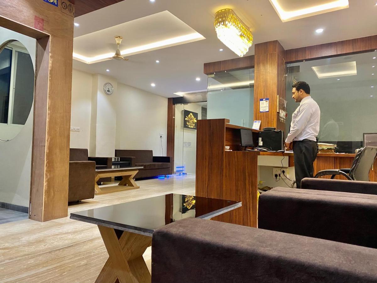 Hotel Vrindavan Palace Indore Eksteriør billede