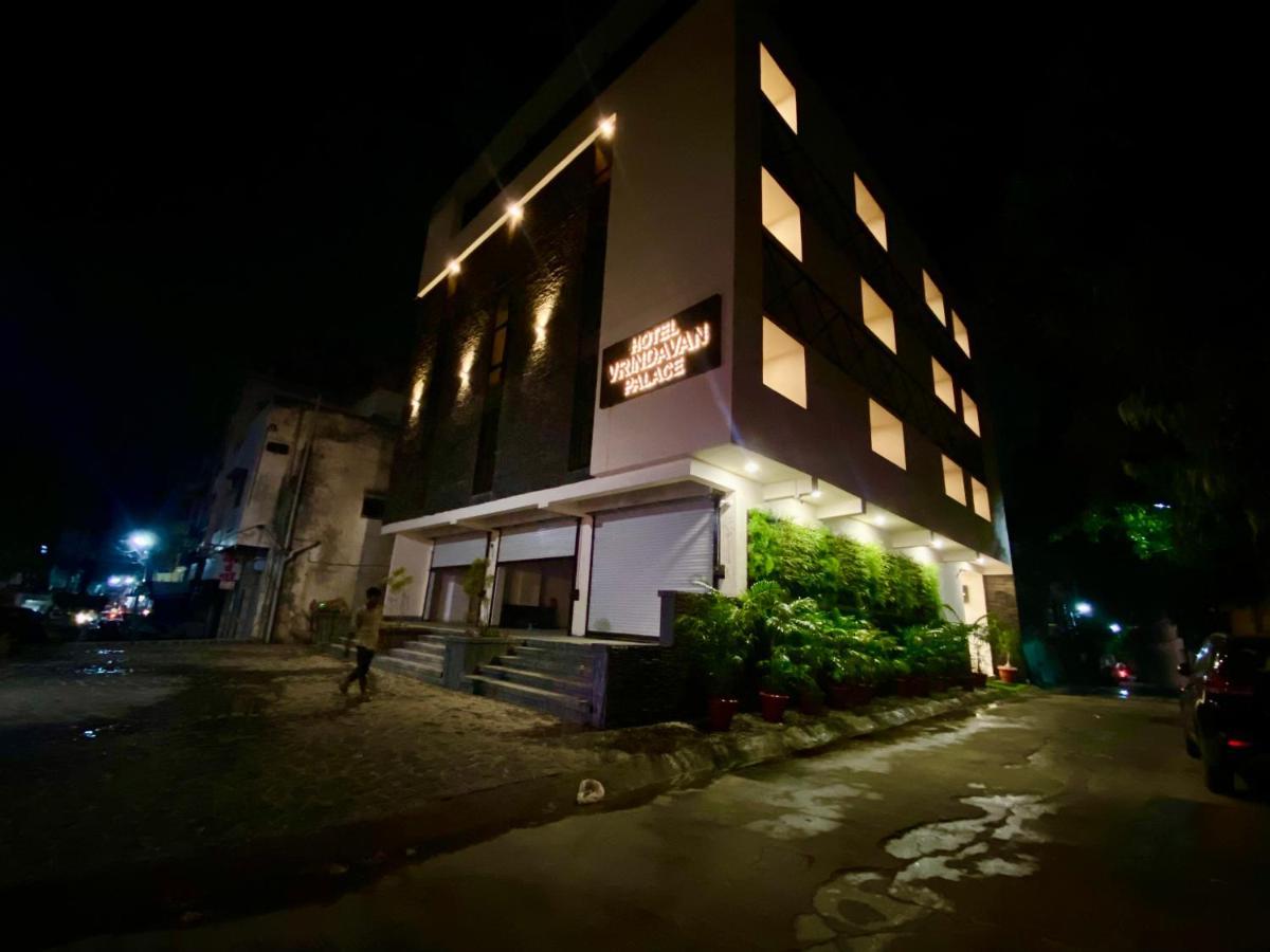 Hotel Vrindavan Palace Indore Eksteriør billede