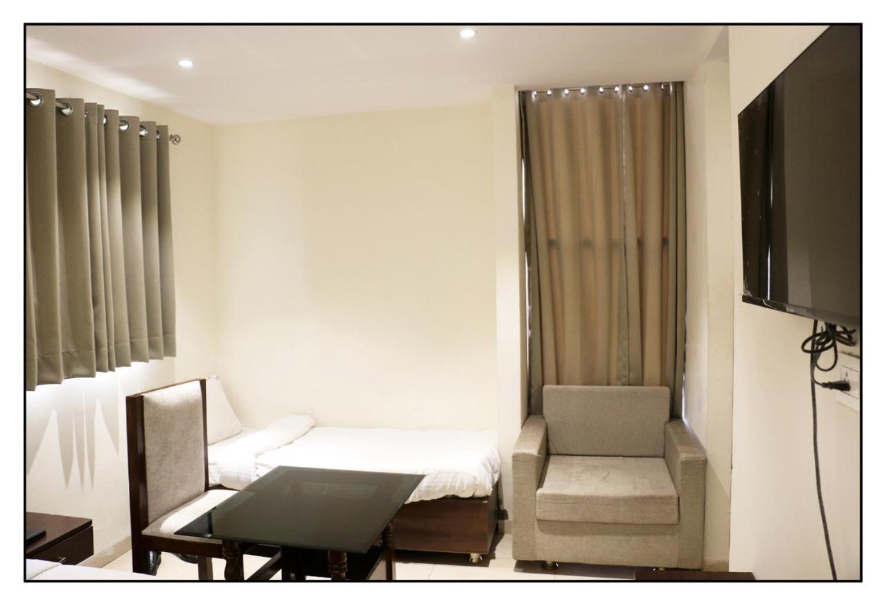 Hotel Vrindavan Palace Indore Eksteriør billede